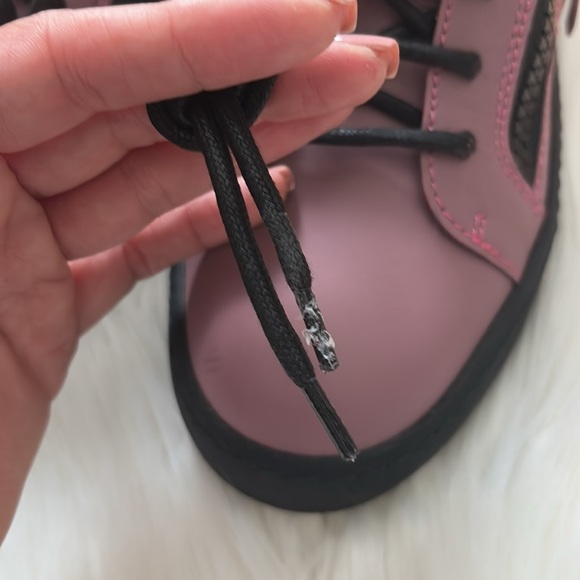 Giuseppe Zanotti ‘Donna’ Leather Sneakers - Picture 8 of 8